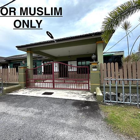 Homestay Melaka Urich Εξωτερικό φωτογραφία