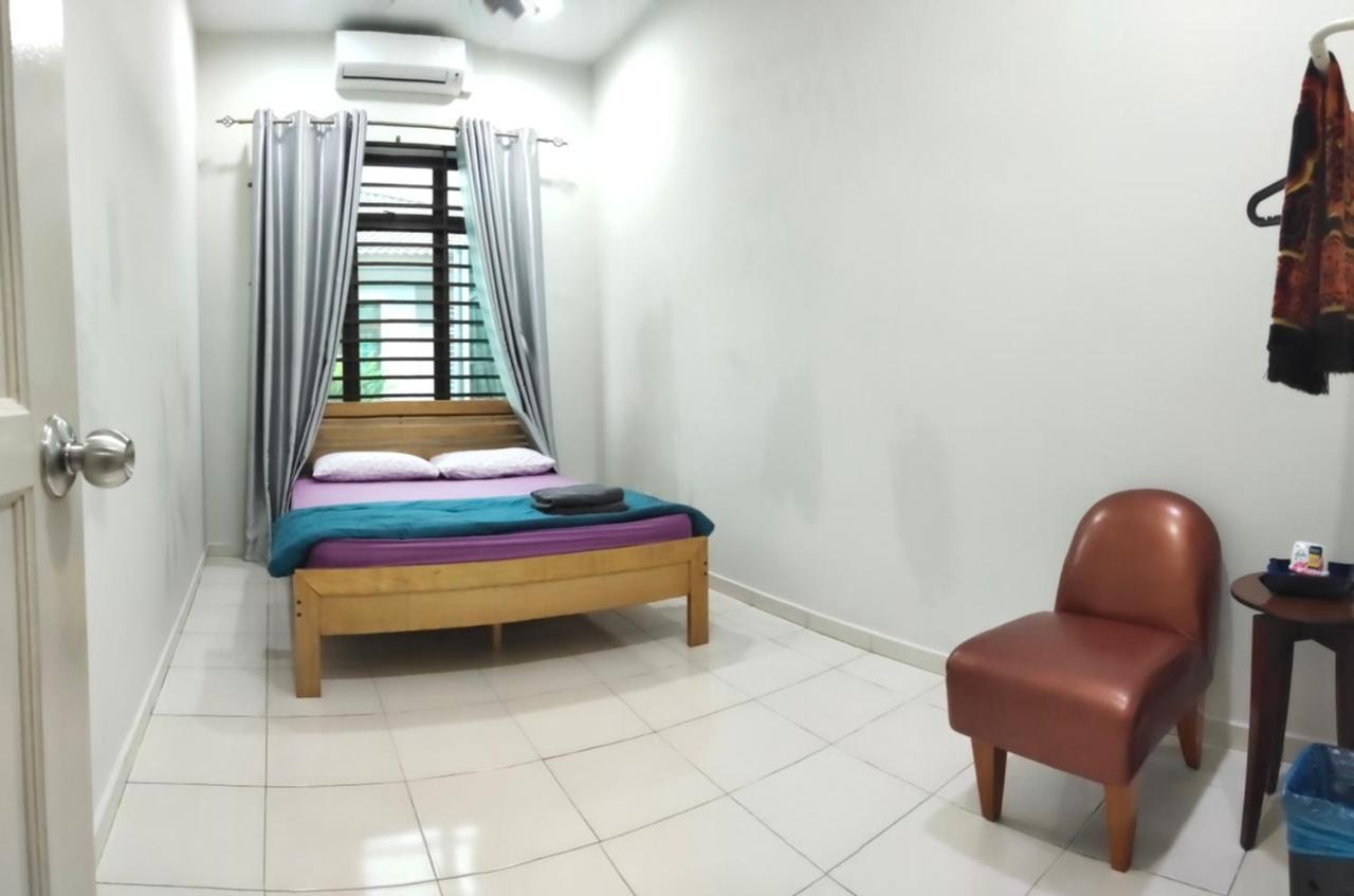 Homestay Melaka Urich Εξωτερικό φωτογραφία