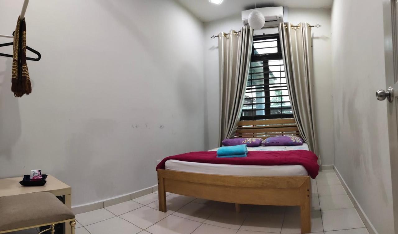 Homestay Melaka Urich Εξωτερικό φωτογραφία